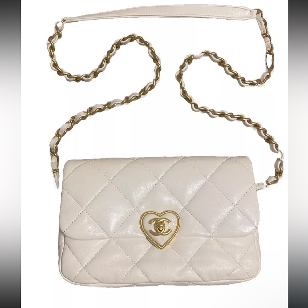 CHANEL Matelassé Chain Shoulder Heart Lambskin WH GD White And Gold SS23